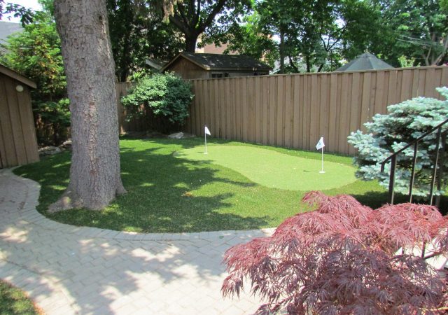 2-HOLE-SIMPLE-Synthetic-Turf-GREEN-1280x1000-1