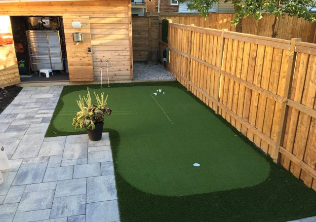 3-hole-synthetic-golf-green-1280x1000-1